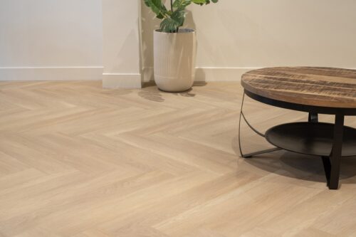 Floer-Walvisgraat-Click-PVC-vloer-Noordkaper-Natuur-klant-interieur-6.jpg
